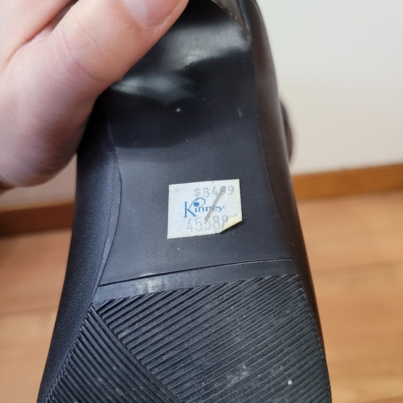 Kinney, Black leather heeled boots - Picture 13 of 16